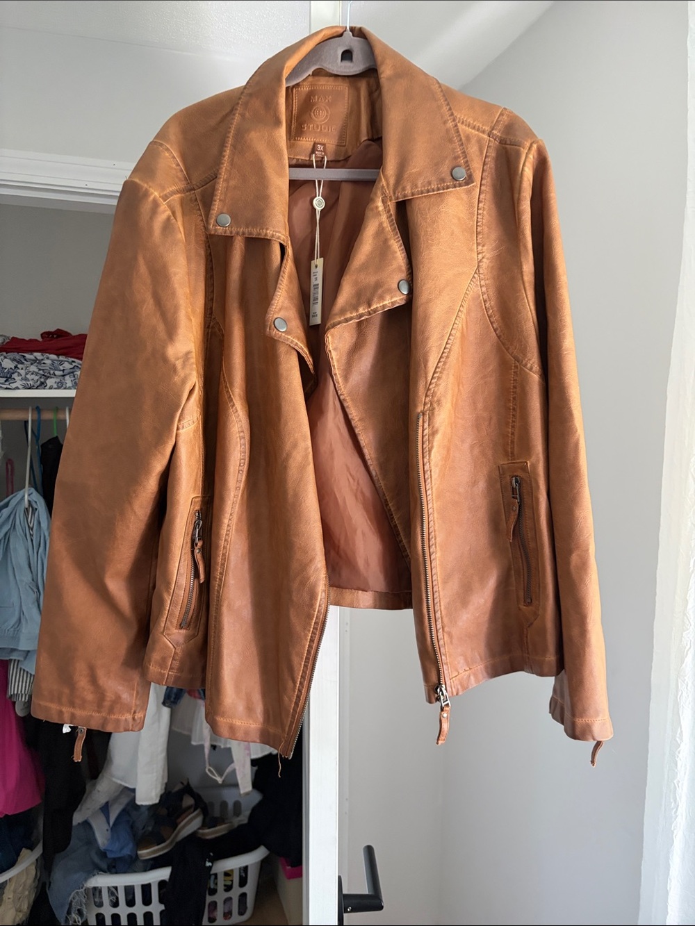 Max studio women’s  Tan Leather like Moto Jacket net size 3x